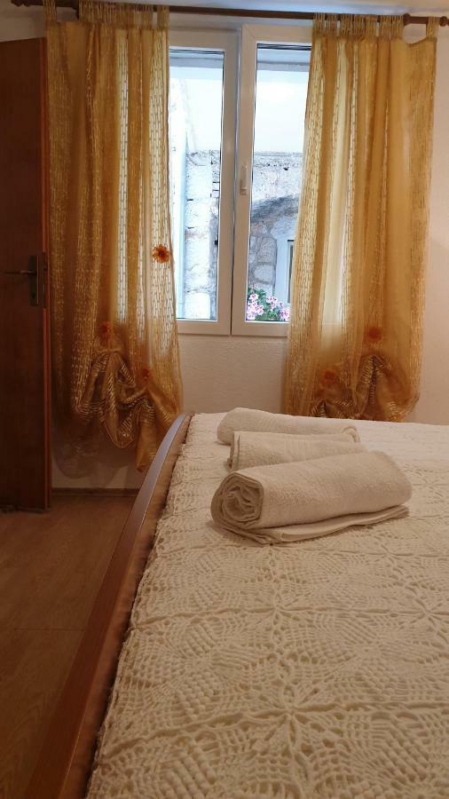 Apartman Biserka Pitve Exterior foto